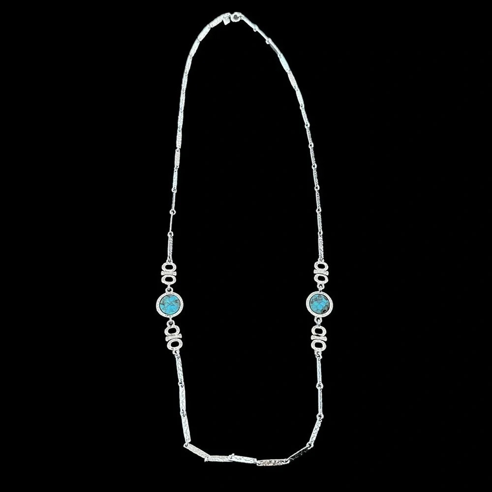 Sarah Coventry Silver Tone Long Necklace Howlite Accents Shiny Boho Hammered 28”